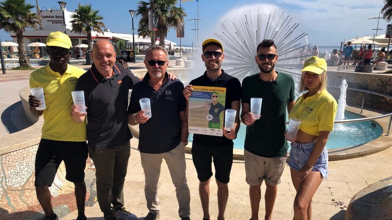 misano adriatico esordio dei bicchieri intelligenti